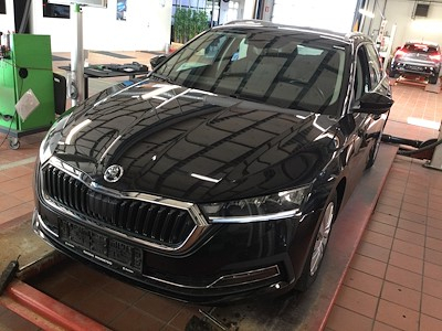 Skoda OCTAVIA Combi Business Executive A8 2.0 TDI 150 UA!