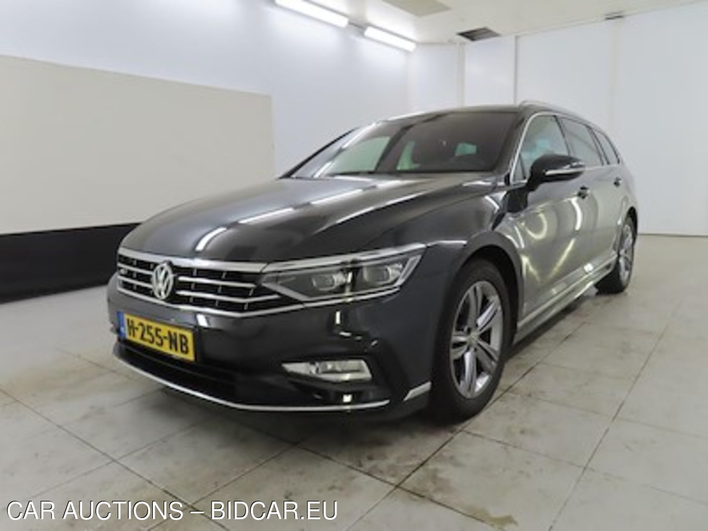 Volkswagen Passat variant 1.5 TSI 7-DSG Elegance Business R 5d