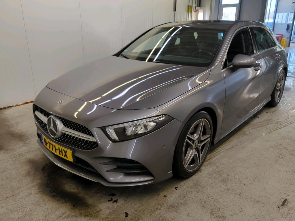 Mercedes-Benz A180 1.3 100kW Business Solution AMG DCT, 2020