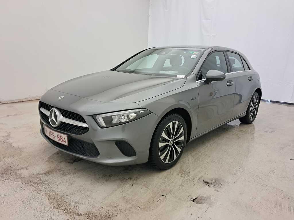 Mercedes A-Klasse A250e 1.3i 218pk/cv 5p 8G-DCT, 2021