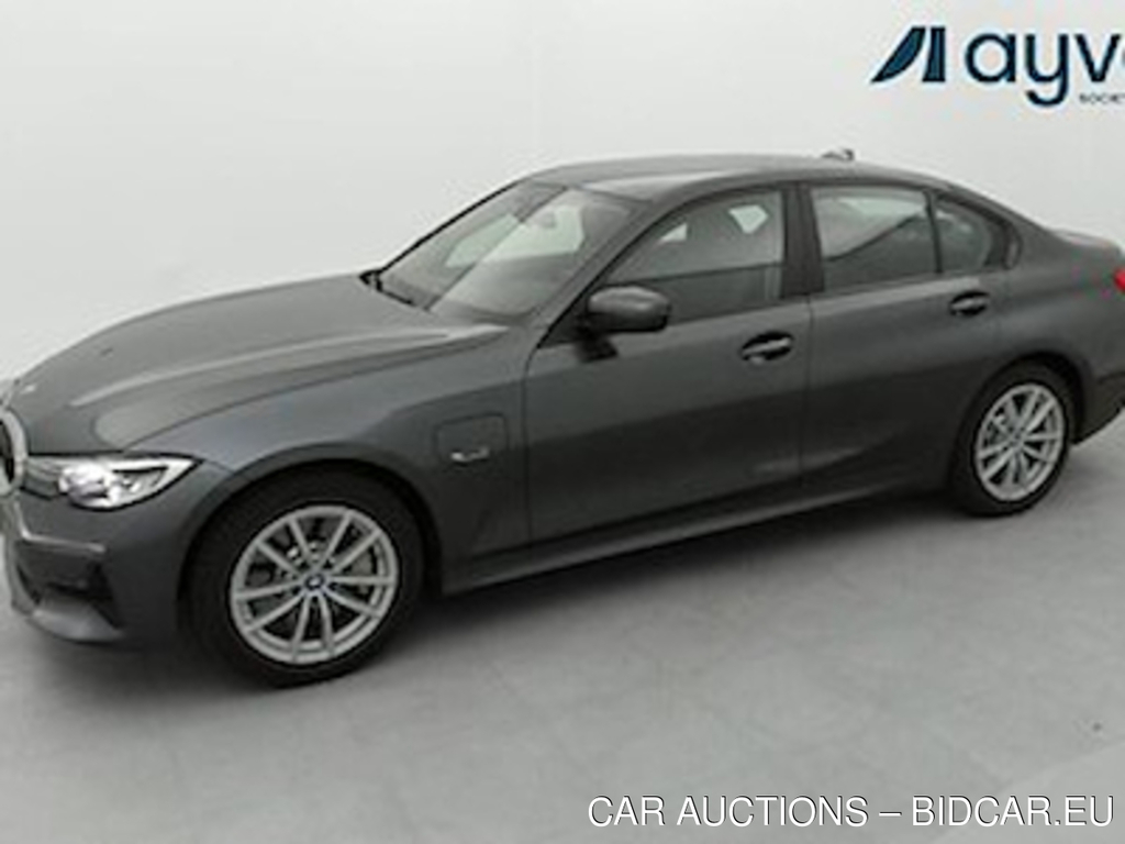 BMW 330e phev 184 CV Business Pack Plus, Sieges chauffants