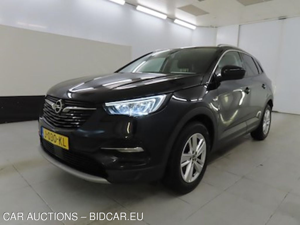 Opel Grandland X 1.2 Turbo S;S 96kW Bus. Executive Auto 5d