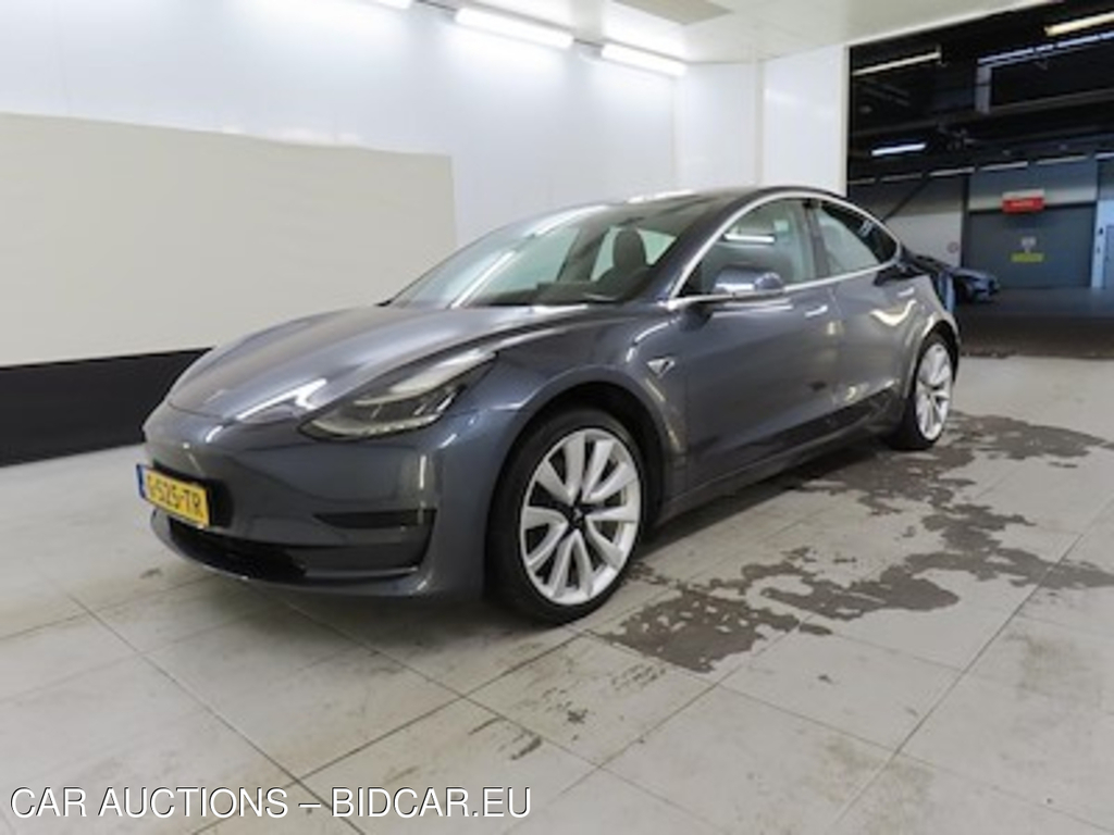 Tesla Model 3 Standard Range Plus RWD 4d