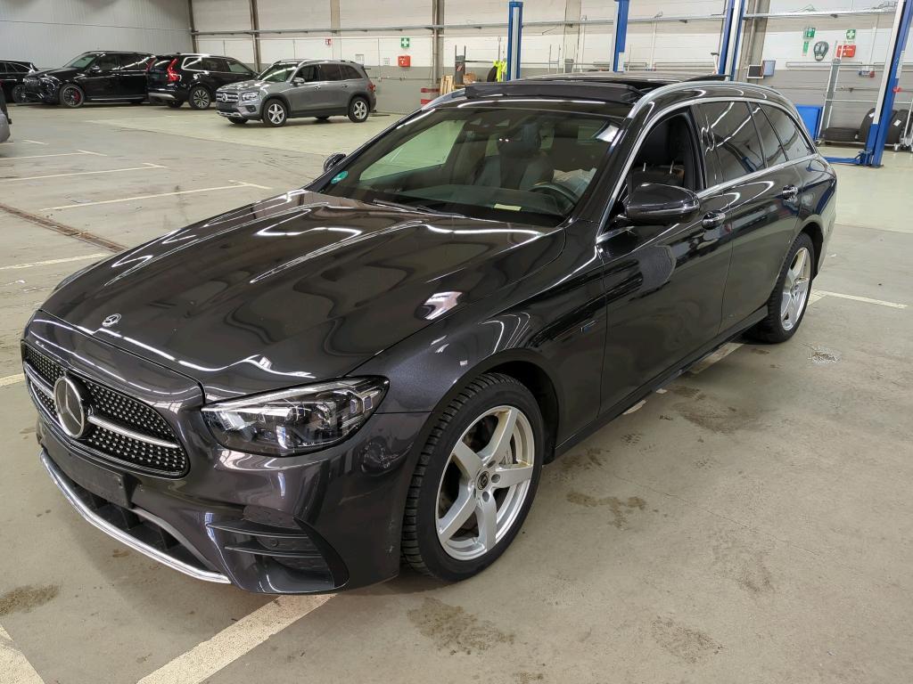 Mercedes-Benz E 300 DE 4MATIC T 9G-TRONIC AMG Line, 2021