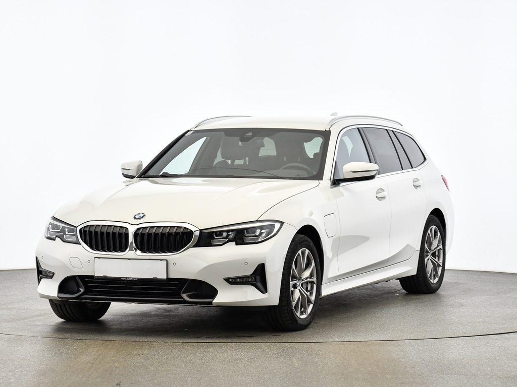 BMW 330e PHEV xDrive -, 2021
