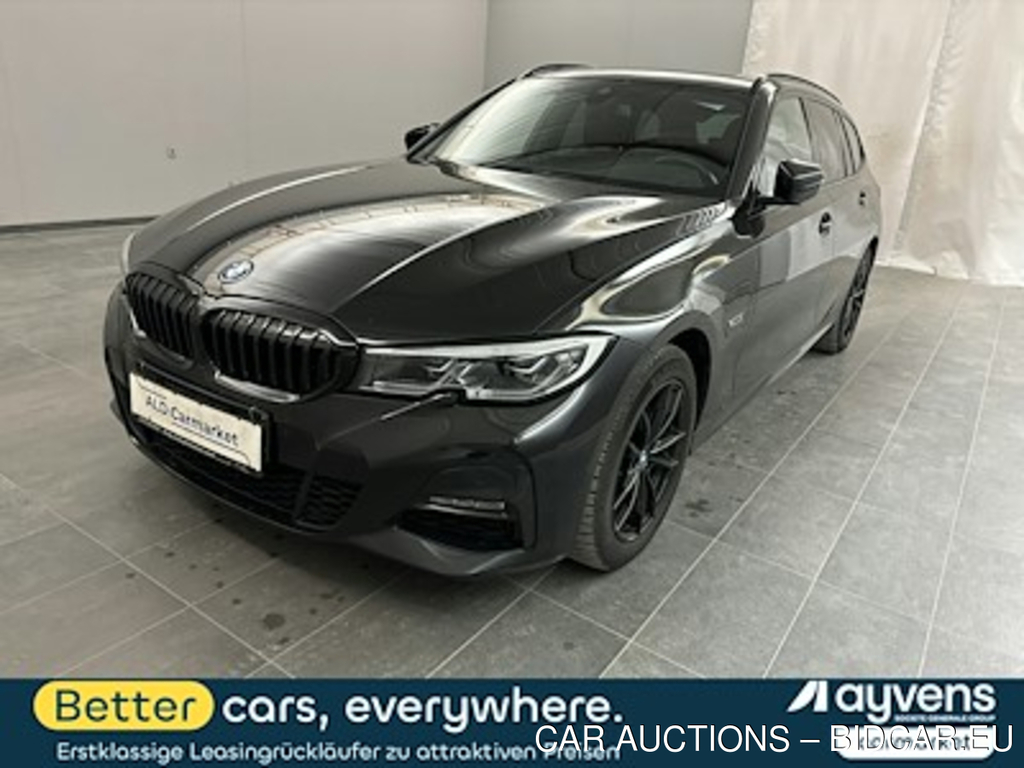 BMW 3er BMW 320e Touring xDrive Aut. M Sport Kombi, 5-turig, Automatik, 8-Gang