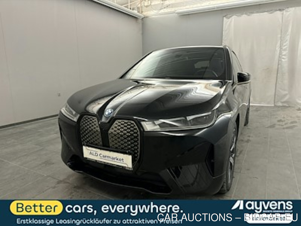 BMW IX xDrive40 Geschlossen, 5-turig, Direktantrieb, 1-Gang