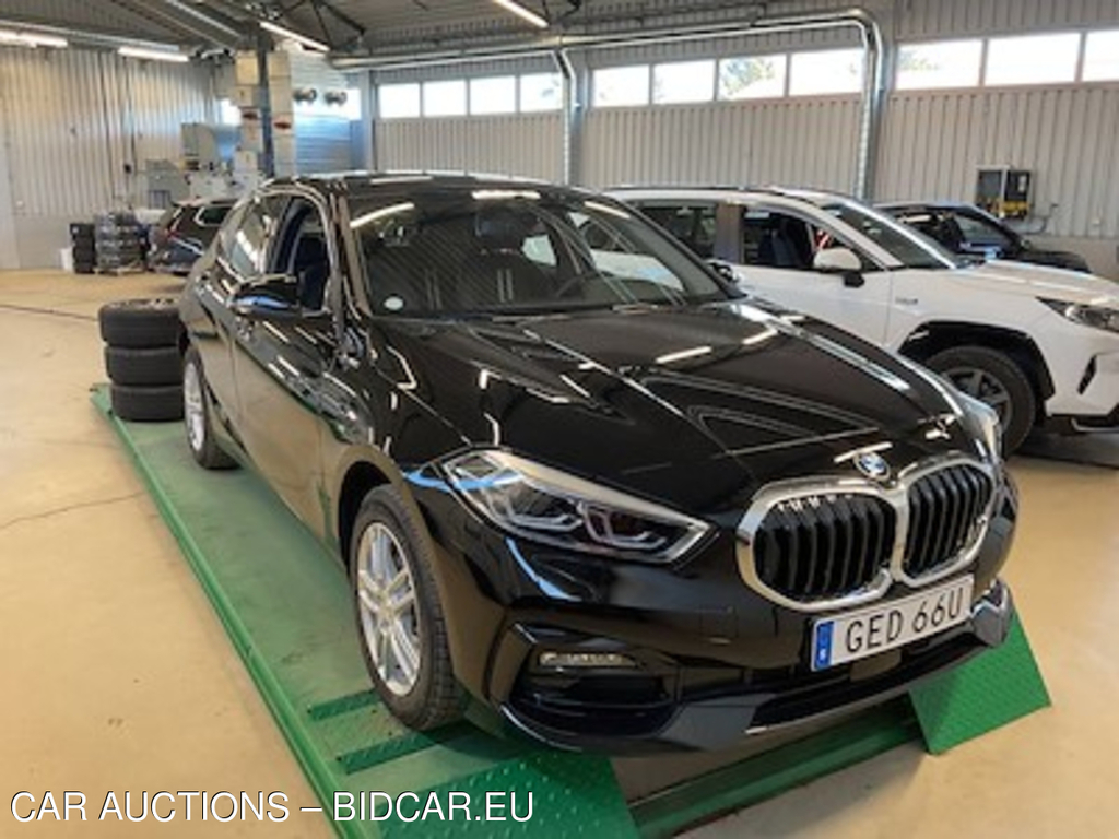 BMW 1-SERIE 118i Sport line Kamera Navi