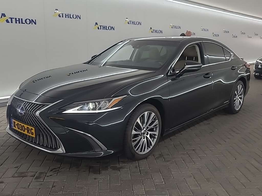 Lexus Es BUSINESS LINE 4D 160KW, 2021