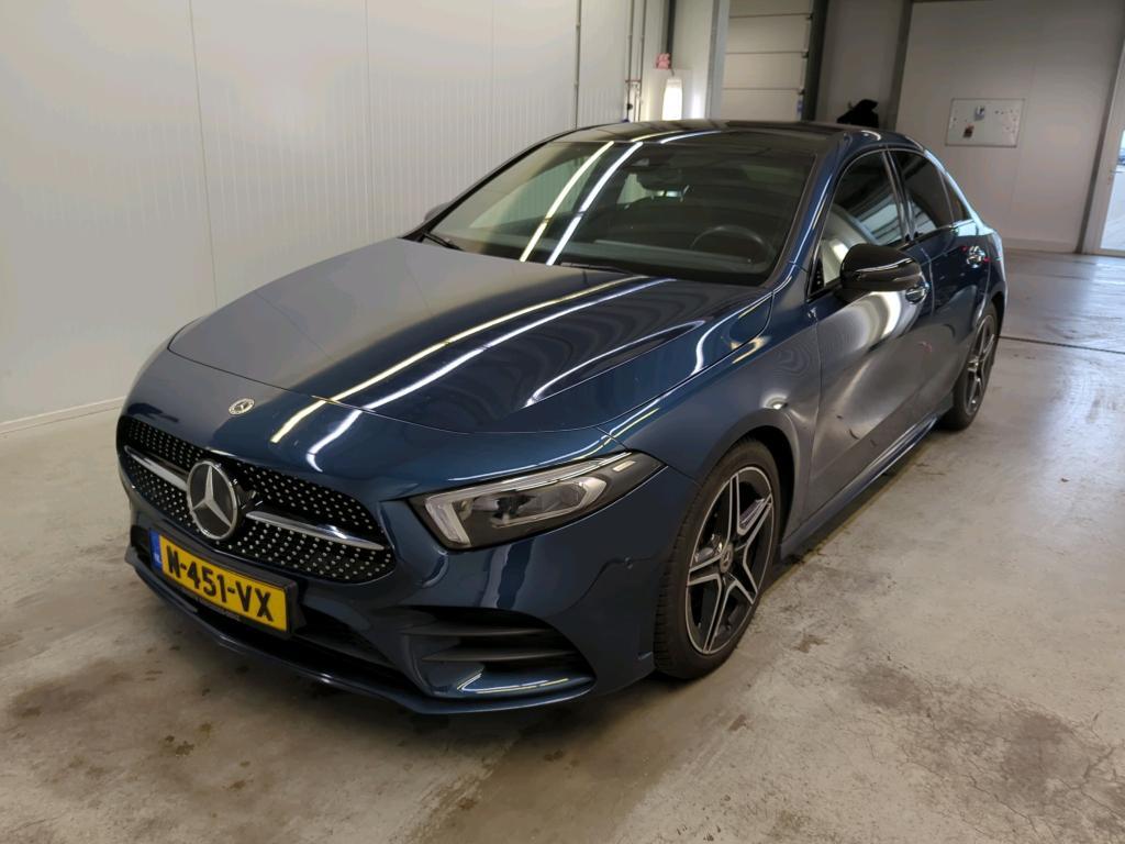 Mercedes-Benz A180 1.3 100kW Business Solution AMG sedan DCT, 2022