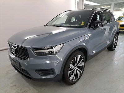 Volvo XC40 1.5 T4 RECHARGE GEARTRONIC R-DESIGN Five seats configured 2+3 Winter
