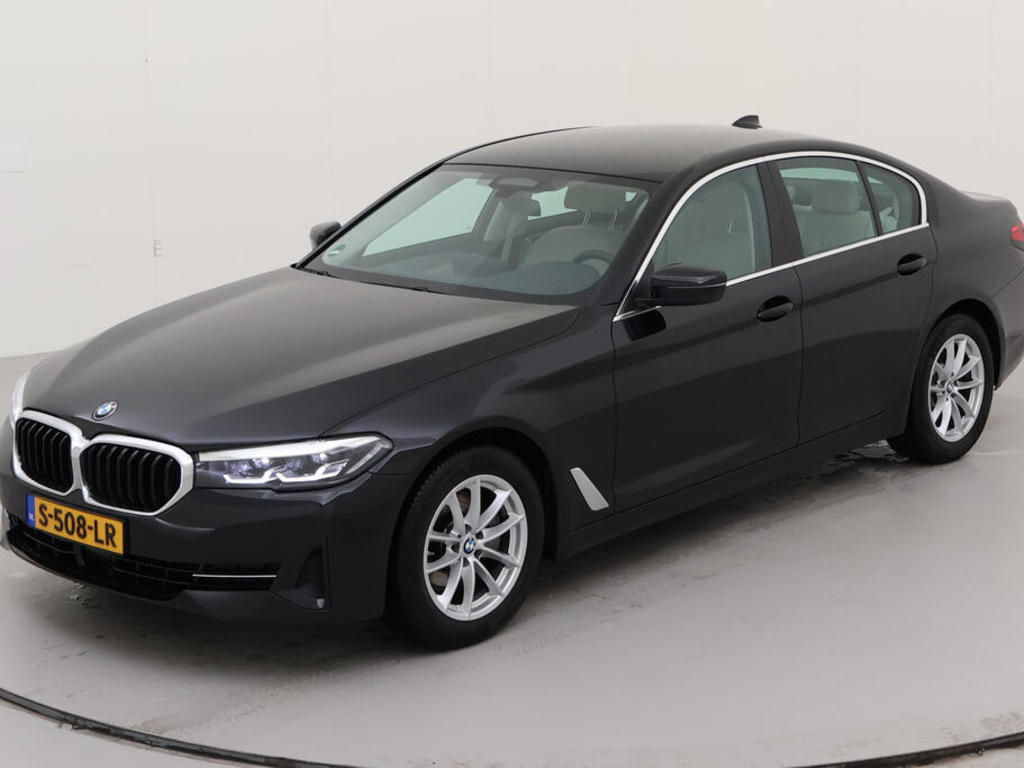 BMW 5-SERIE 520I BUSINESS EDITION+ 184PK DRIVE ASSIST PRO PARK SAFETY, 2023