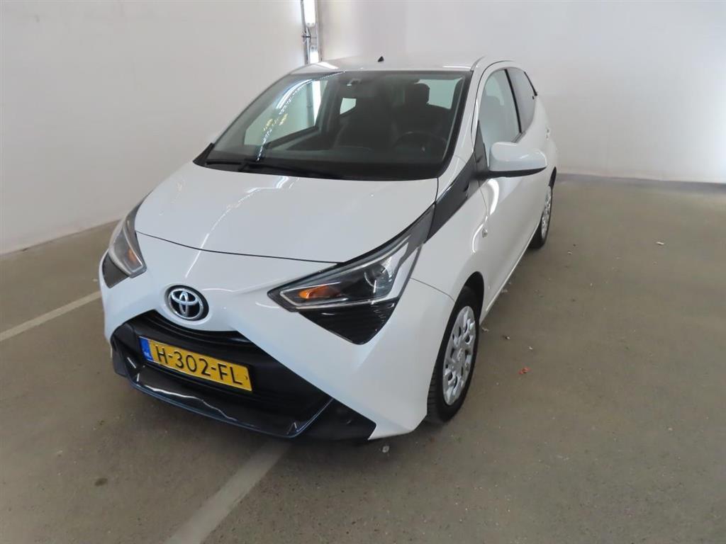 Toyota Aygo 1.0 VVT-I X-PLAY, 2020