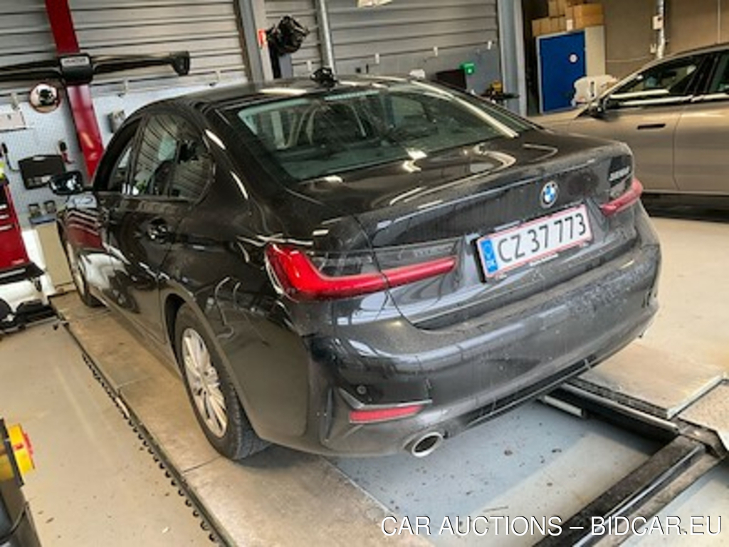 BMW 3 serie 2.0 320D SPORT LINE AUTO UA!,