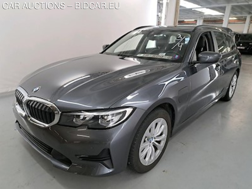 BMW 3 touring - 2019 330eA PHEV Business Plus