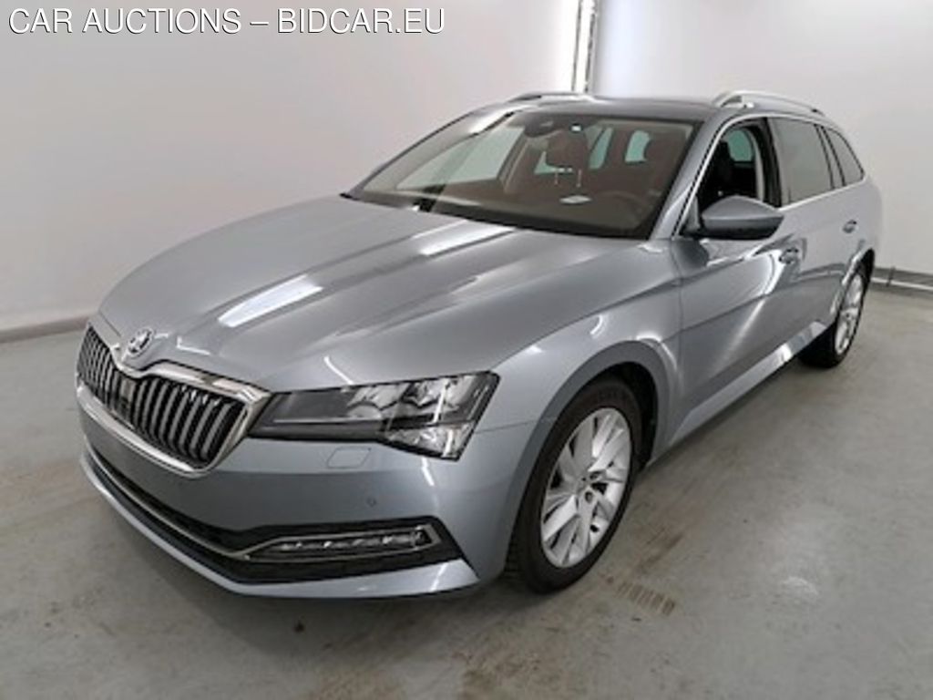 Skoda Superb combi diesel - 2015 1.6 CR TDi Style DSG (EU6.2) Corporate Plus Style Safety Corporate Plus