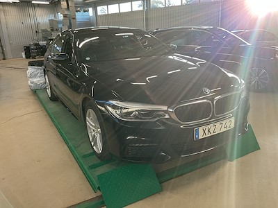 BMW 5-serie 530e M Sport SEE TEST IN EQUIPMENT(UTRUSTNING) Innovation Display Key HuD H/K Skinn Kamera