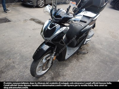 Honda SH 125 abs con parabrezza -