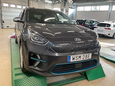 Kia Niro 64 kWh Advance Plus Tech Paket Taklucka Skinn Navi !SOMETHING WRONG WITH AC & NO SUMMER TIRES!