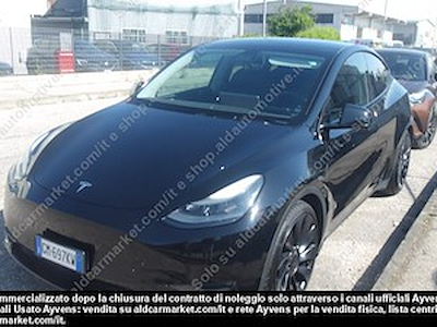Tesla model Y 75 kwh performance -