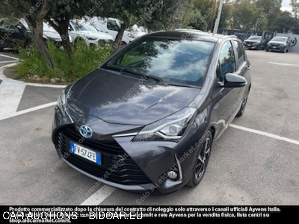 Toyota yaris 1.5 hybrid style hatchback -
