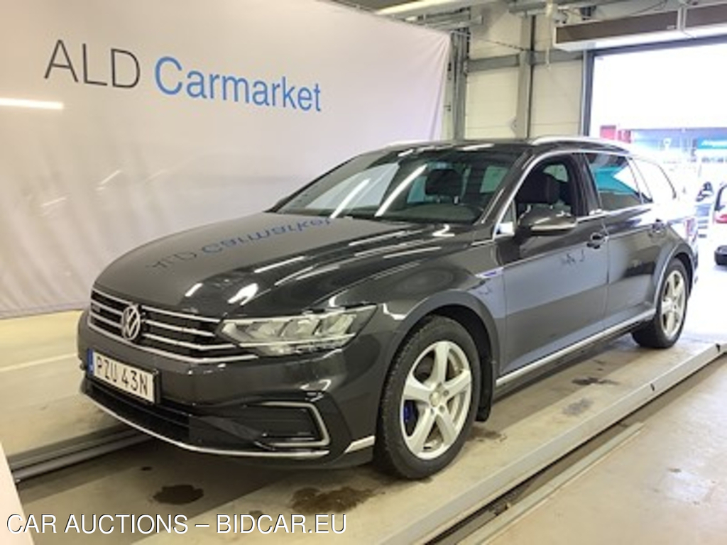 Volkswagen Passat GTE Drag Paket Panorama Navi