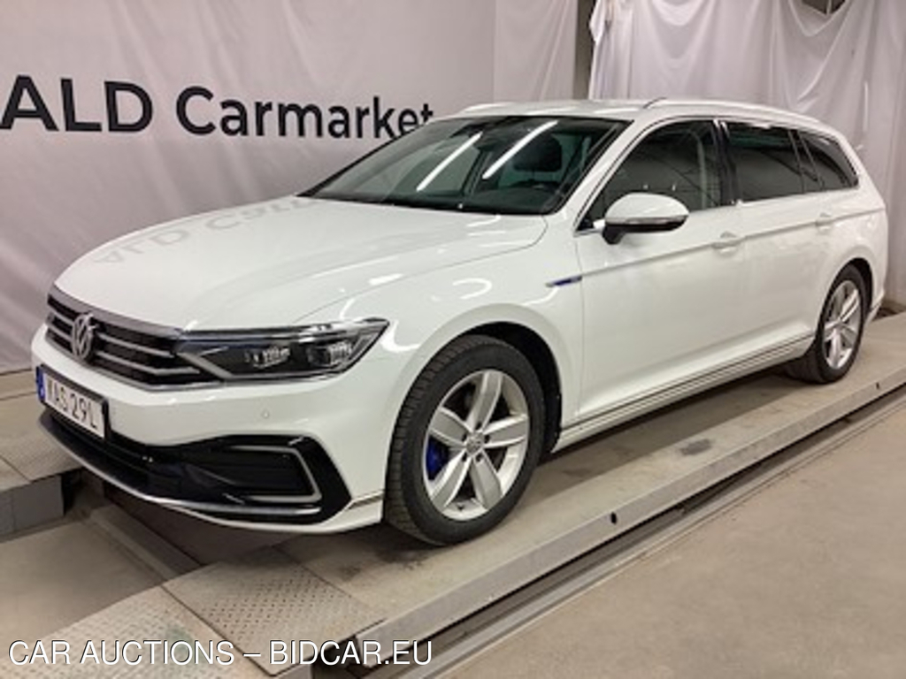Volkswagen Passat GTE Executive Cockpit Navi Varmare Drag Kamera