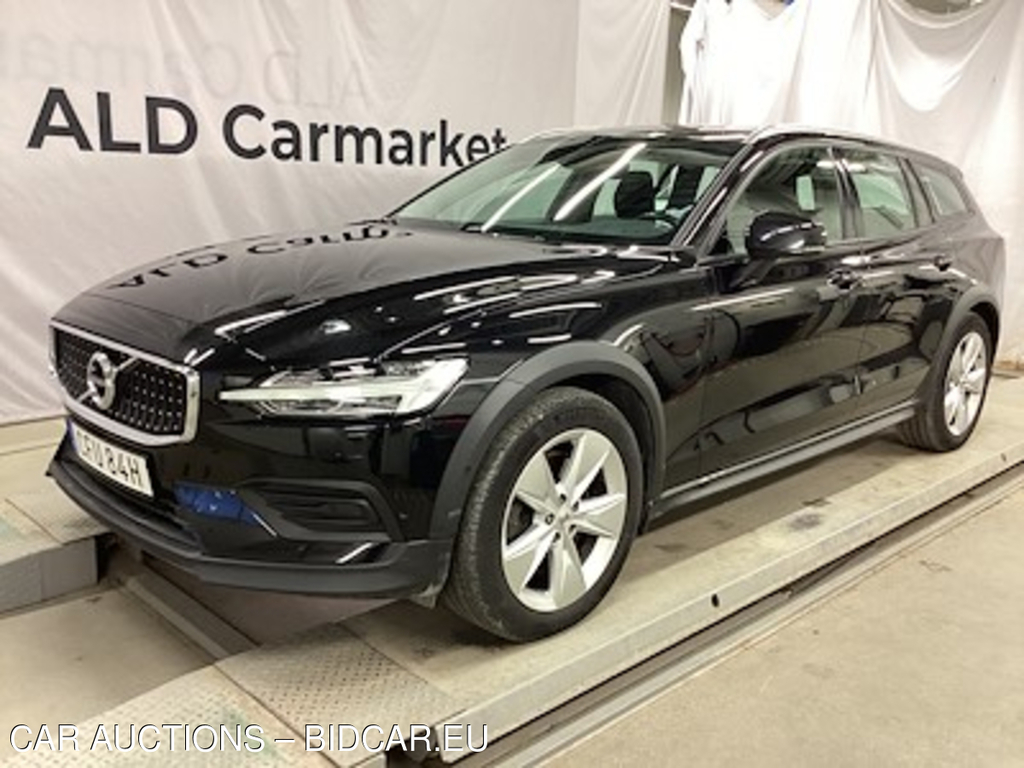 Volvo V60 cross country D4 awd Momentum Drag PDC