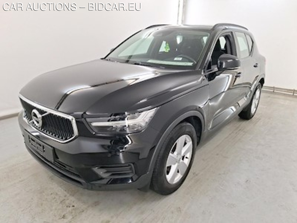 Volvo XC40 1.5 T2 MOMENTUM CORE Cruise control Audio system with touch screen