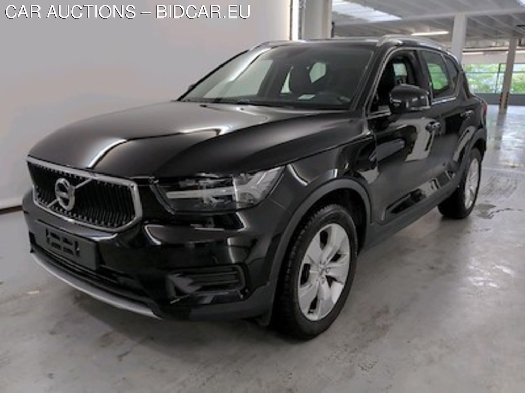 Volvo XC40 2.0 D3 MOMENTUM PRO