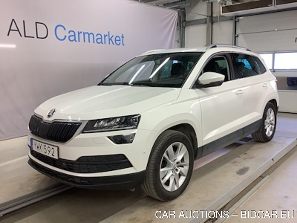 Skoda Karoq 2.0 tdi 4x4 Style Cockpit Canton Varmare Drag Kamera Navi