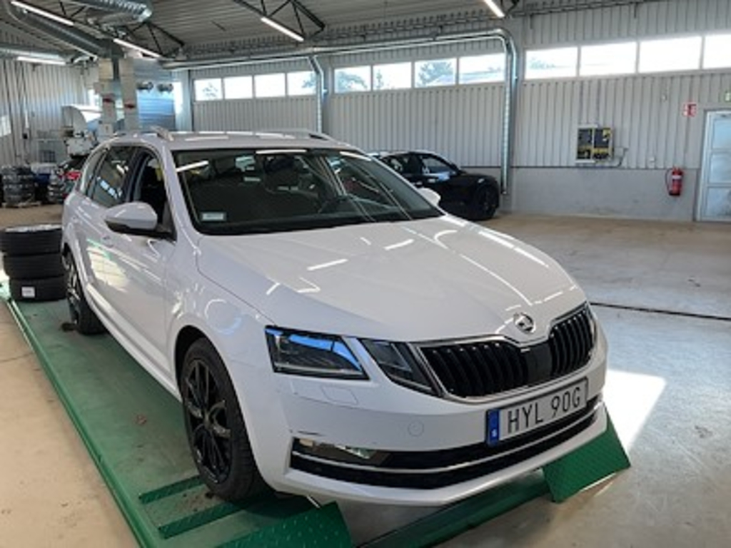 Skoda Octavia TDI 150 4x4 Style Drag Webasto