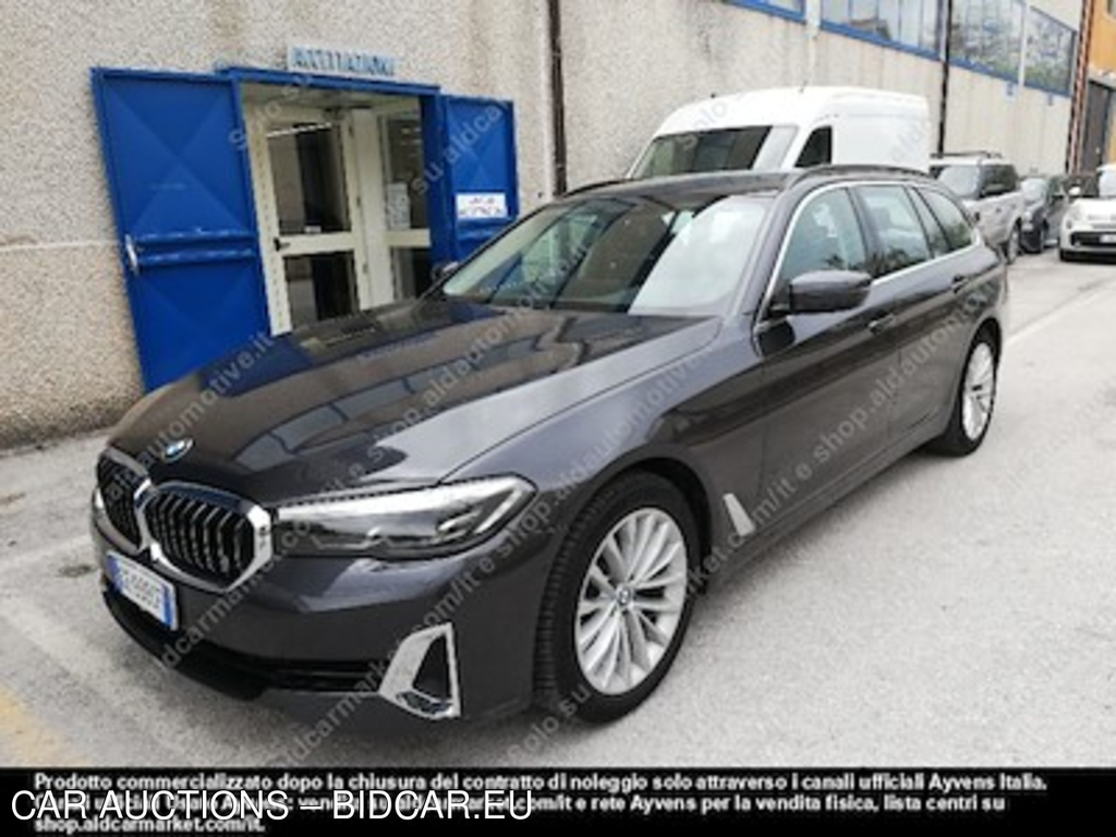 BMW series 5 swpc 520d aut -