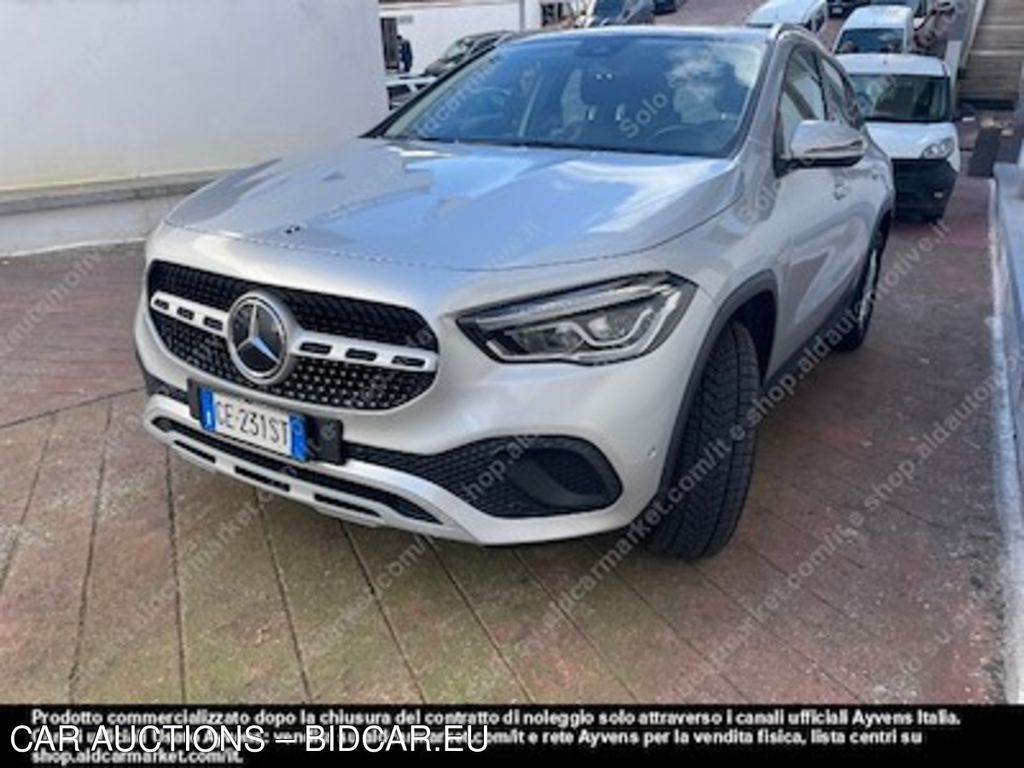 Mercedes-Benz gla gla 200 D automatic -