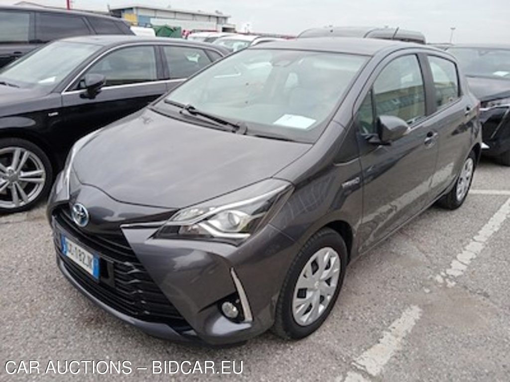 Toyota yaris PC 1.5 hybrid business -