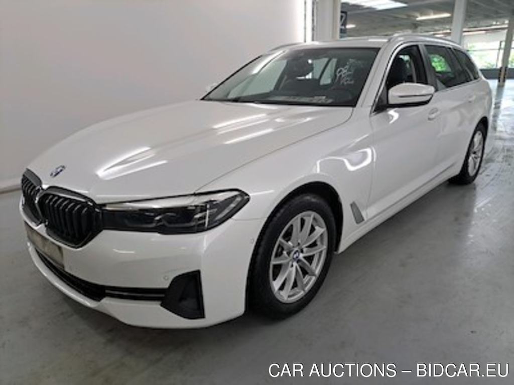 BMW 5 series touring 2.0 520D 120KW TOURING AUTO Business Parking Assistant Driving Assistant
