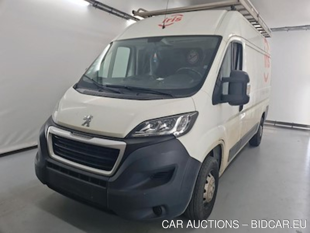Peugeot Boxer 335 fourgon mwb HR dsl 2.0 BlueHDi L2H2 Premium S&S STOCK