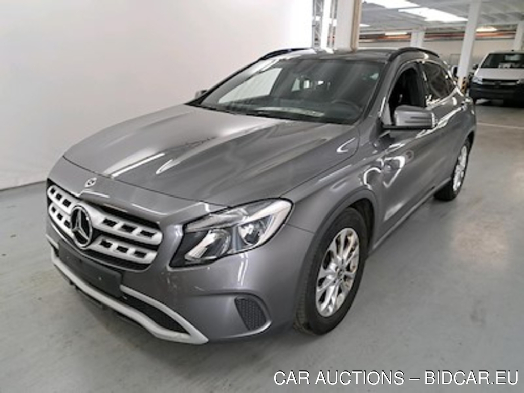 Mercedes-Benz Classe gla diesel x156 - 201 GLA 200 d Business Solution (EU6.2) STOCK