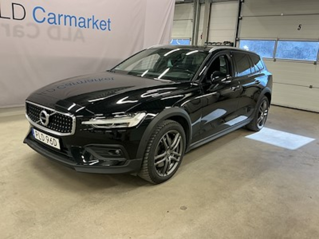 Volvo V60 cross country B4 awd Advanced Edition VOC Drag Navi Pro
