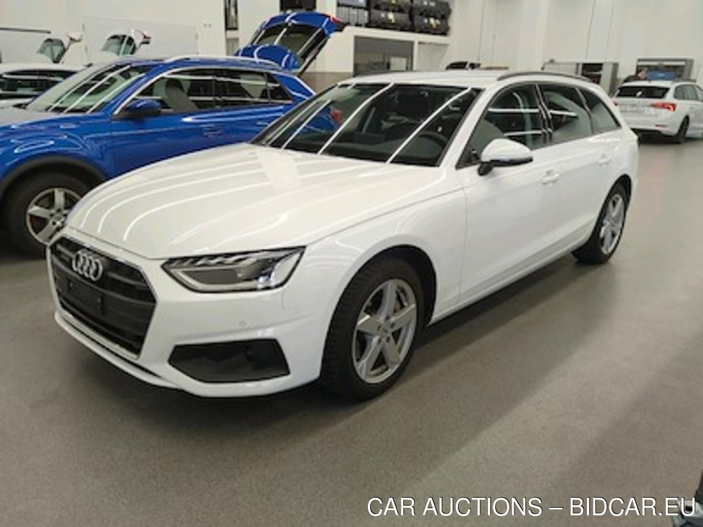 Audi A4 40 Tdi Attraction STronic Quattro