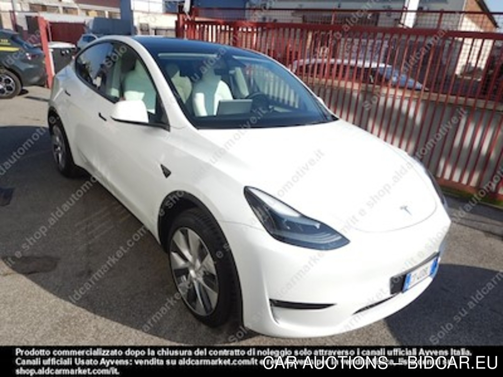 Tesla model Y 50 kwh rwd -