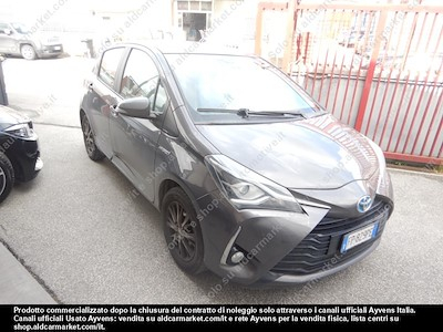 Toyota yaris 1.5 hybrid active hatchback -