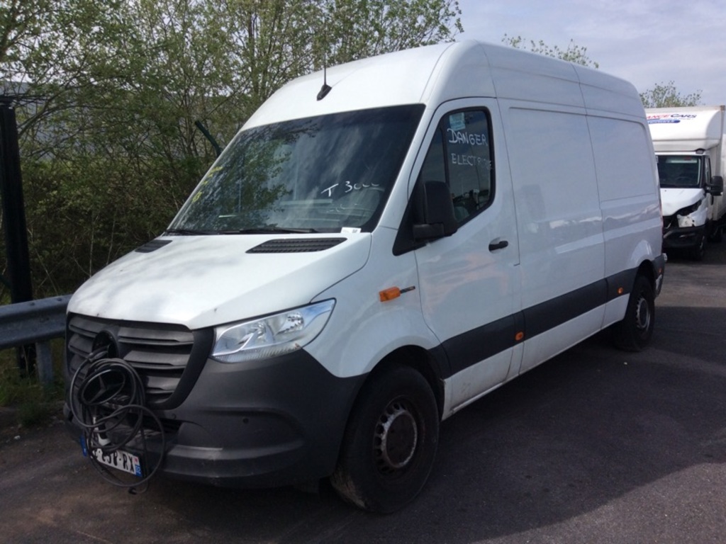 Mercedes E-sprinter FGN 312 39 3.5T FWD, 2021