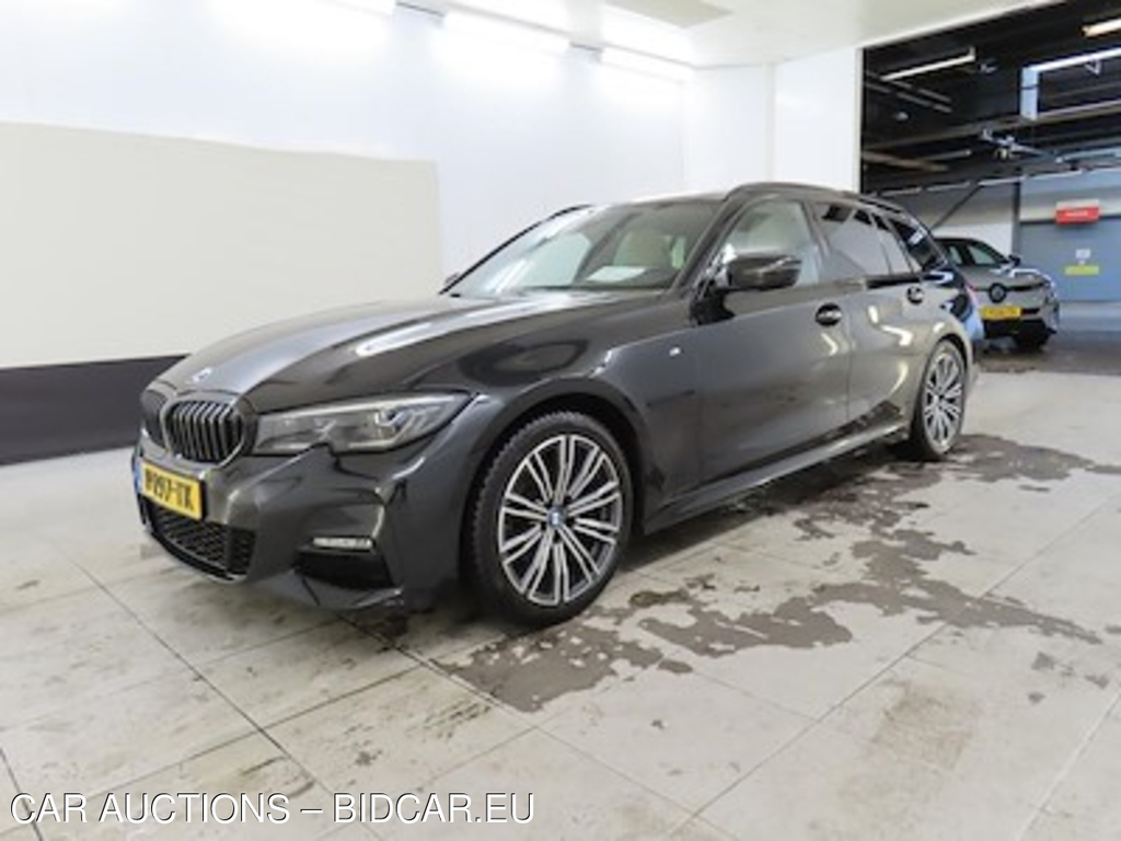 BMW 3 serie touring 318iA Business Edition Plus 5d