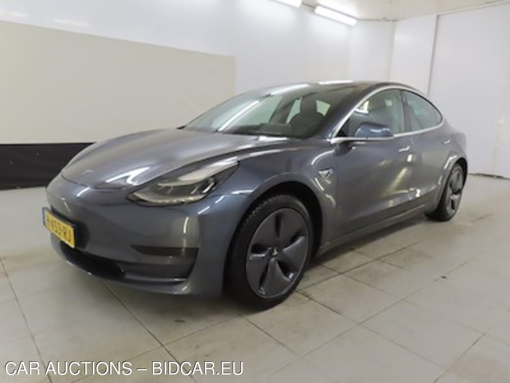Tesla Model 3 Standard Range Plus RWD 4d