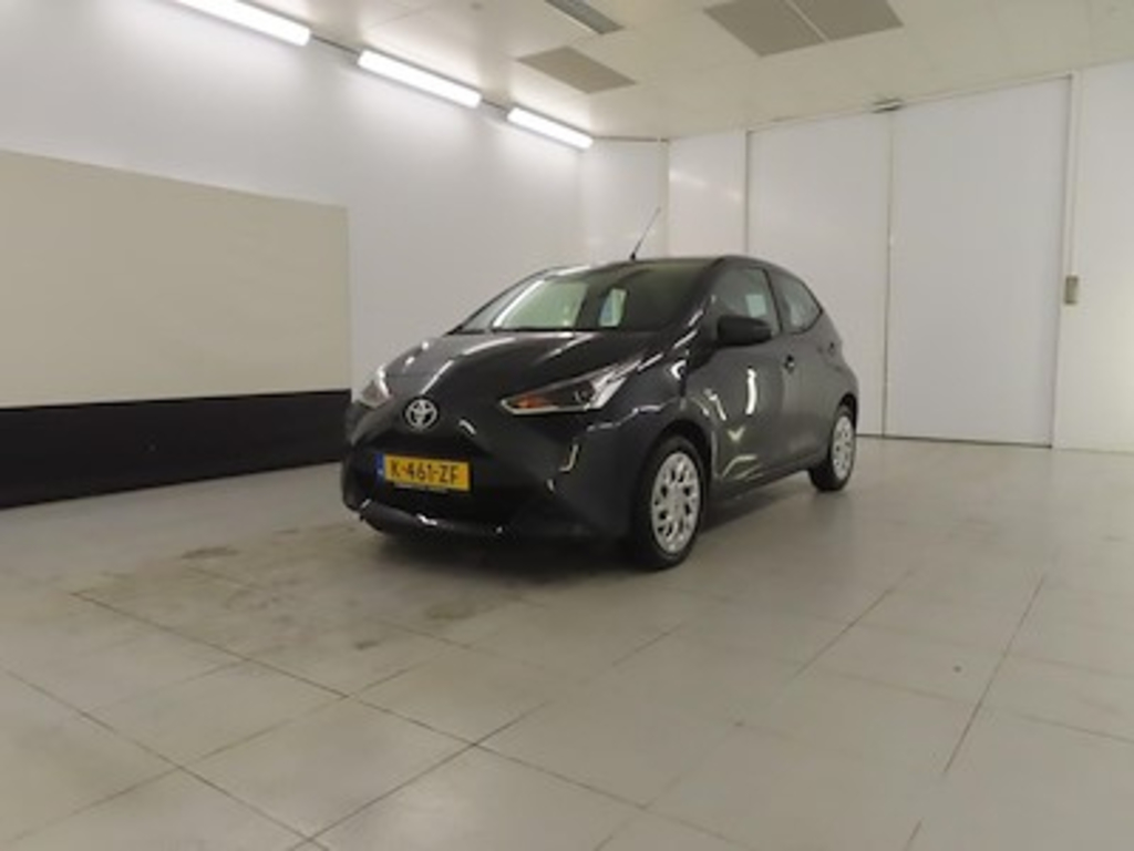 Toyota Aygo 1.0 VVT-i x-play 5d APL