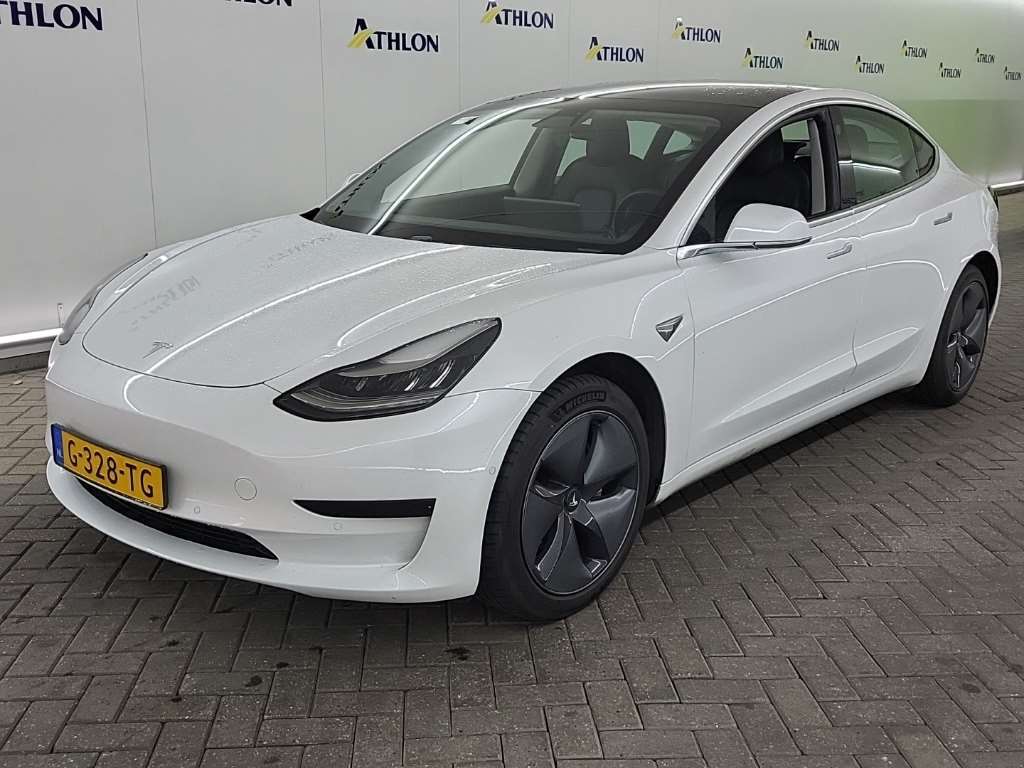 Tesla Model 3 STANDARD RANGE PLUS RWD 4D 211KW, 2019
