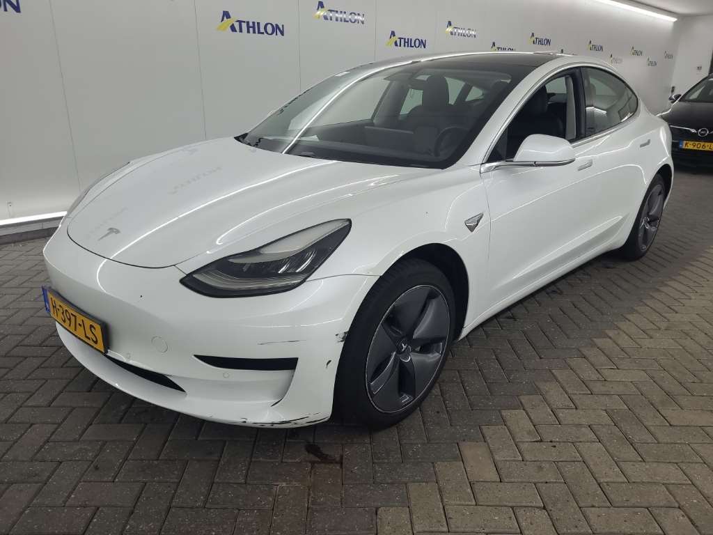 Tesla Model 3 STANDARD RANGE PLUS RWD 4D 225KW, 2020
