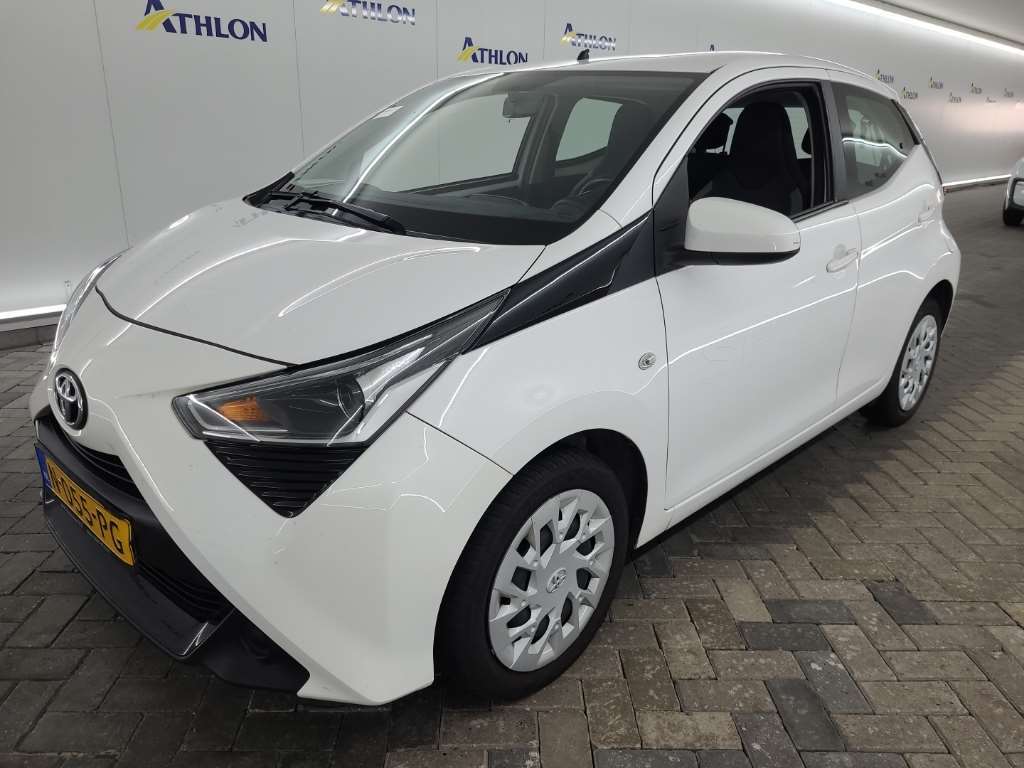 Toyota Aygo 1.0 VVT-I X-PLAY 5D 53KW, 2021