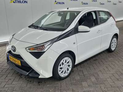 Toyota Aygo 1.0 VVT-I X-PLAY 5D 53KW, 2021